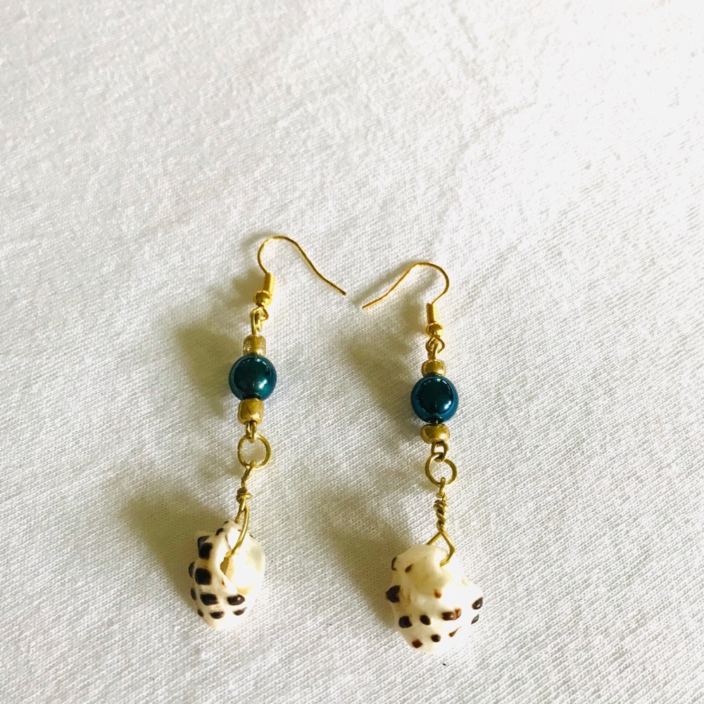 Shellsea  and beautiful bean earrings handmade